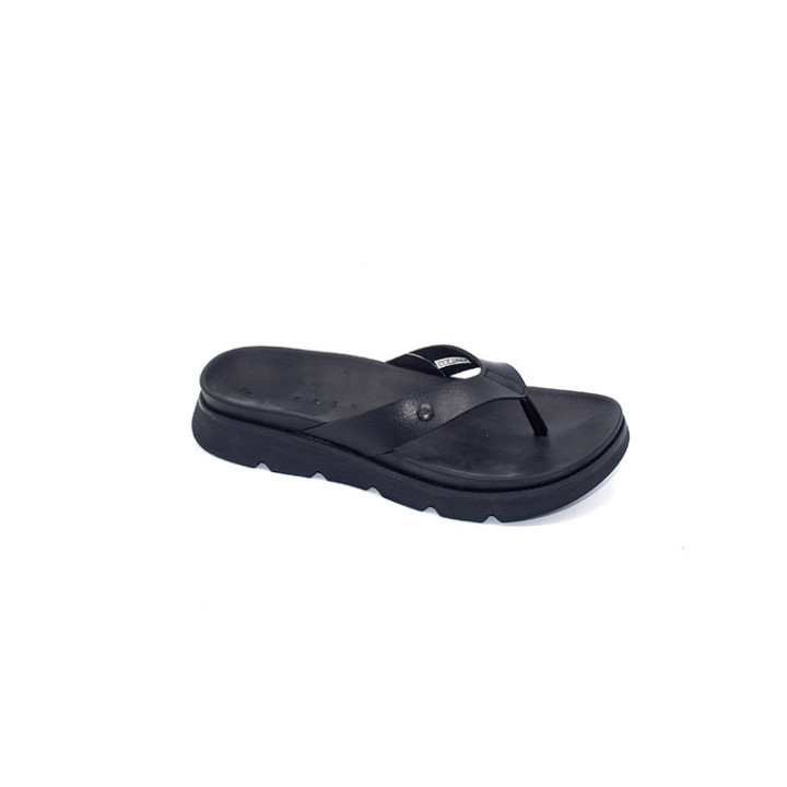 Reef CJ7365-61 black/black slipper met voetbed